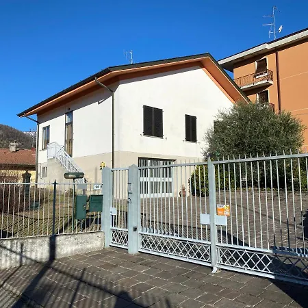 Holiday home Villino Carla *