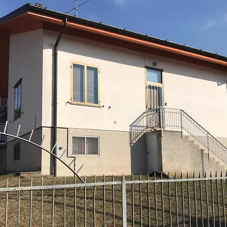 Villino Carla Hébergement de vacances Lipomo