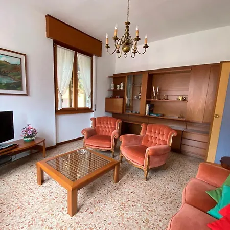 Villino Carla * Lipomo